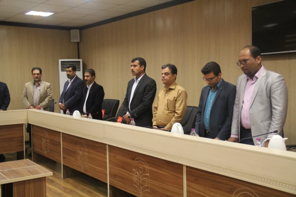 مشاور فرهنگی، اجتماعی و علمی سازمان برنامه و بودجه کشور به اتفاق معاون طرح و برنامه دانشگاه فرهنگیان و مدیران کل طرح و برنامه و منابع انسانی دانشگاه از پردیس های استان هرمزگان بازدید نمودند . 42