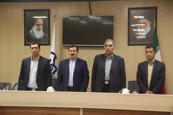 مشاور فرهنگی، اجتماعی و علمی سازمان برنامه و بودجه کشور به اتفاق معاون طرح و برنامه دانشگاه فرهنگیان و مدیران کل طرح و برنامه و منابع انسانی دانشگاه از پردیس های استان هرمزگان بازدید نمودند . 44