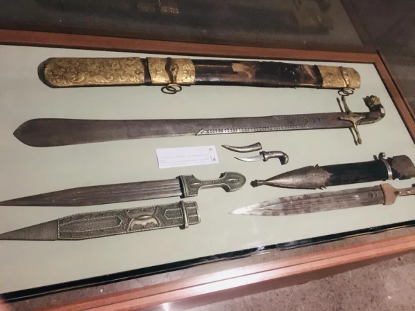 بازدید علمی دانشجویان پردیس شهید بهشتی از موزه ی مردم شناسی خلیج فارس  3