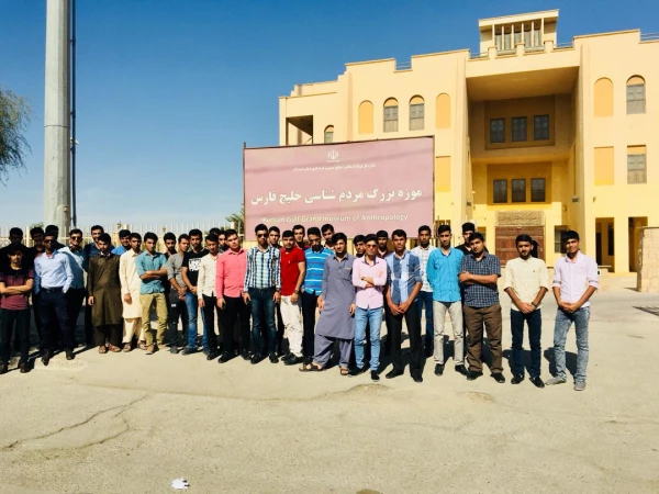 بازدید علمی دانشجویان پردیس شهید بهشتی از موزه ی مردم شناسی خلیج فارس  4