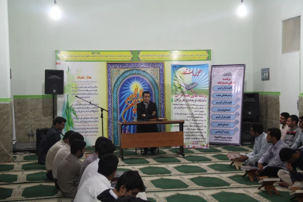 همزمان با هفته قرآنی دانشگاه فرهنگیان هرمزگان 

محفل نورانی انس با قرآن کریم در پردیس شهید بهشتی هرمزگان 2
