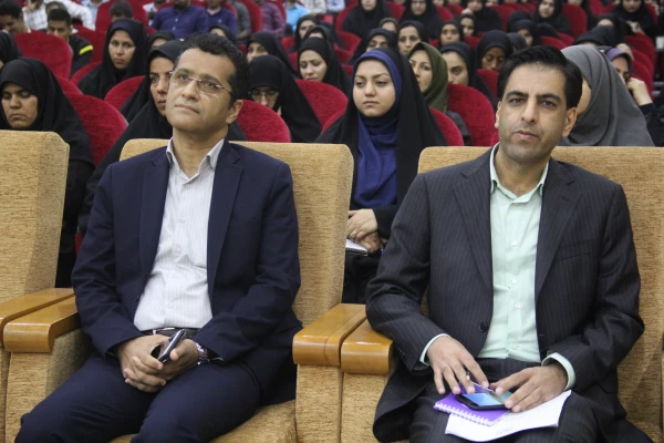 آیین آغازین دوره جدید مهارت آموزی دانشگاه فرهنگیان هرمزگان برگزار شد.
دوره جدید مهارت آموزی دانشگاه فرهنگیان هرمزگان با حضور 330  نفر از مهارت آموزان جدید ، آغاز شد . 13