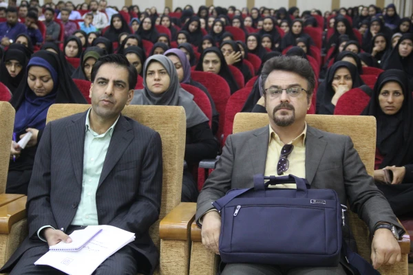 آیین آغازین دوره جدید مهارت آموزی دانشگاه فرهنگیان هرمزگان برگزار شد.
دوره جدید مهارت آموزی دانشگاه فرهنگیان هرمزگان با حضور 330  نفر از مهارت آموزان جدید ، آغاز شد . 19