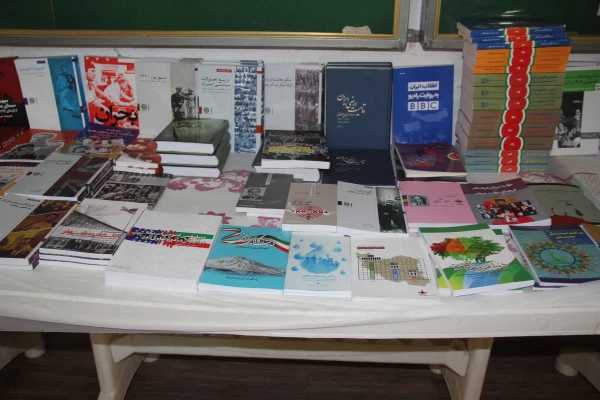 به مناسبت هفته کتاب و کتابخوانی و به همت بسیج دانشجویی برگزار گردید.
 8