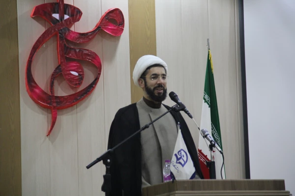 با حضور حجه الاسلام و المسلمین دکتر رستمی رئیس نهاد نمایندگی مقام معظم رهبری در دانشگاه ها برگزار گردید:

 مراسم تکریم و معارفه سرپرستان پیشین و جدید دفتر نهاد نمایندگی مقام معظم رهبری در دانشگاه فرهنگیان هرمزگان 
 14