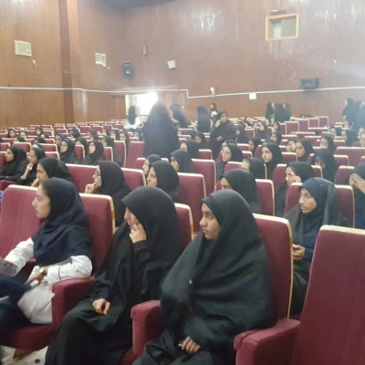 کارگاه بهداشتی وخود مراقبتی

 کارگاه بهداشتی وخود مراقبتی ویژه دانشجویان دختر در محل پردیس فاطمه الزهرا دانشگاه فرهنگیان بندرعباس  برگزارگردید 4