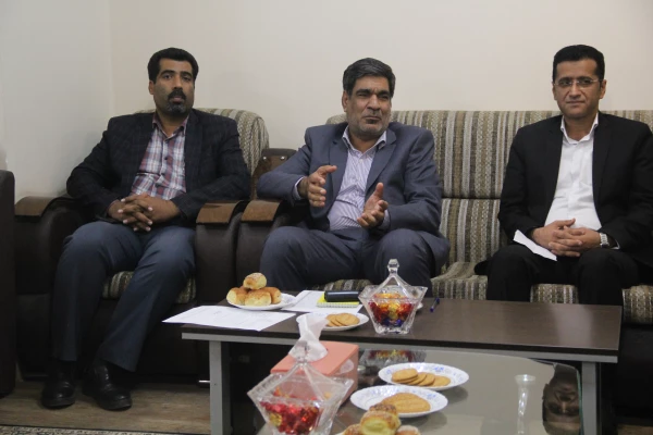 دیدار سرپرست و اعضای شورای مدیریت دانشگاه فرهنگیان با مدیرکل جدید آموزش و پرورش استان
 8