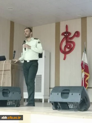 کارگاه تخصصی با عنوان فرصتها وتهدیدات فضای مجازی در پردیس شهید بهشتی دانشگاه فرهنگیان برگزار گردید.