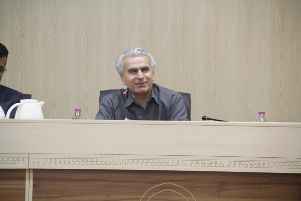 به مناسبت روز دانشجو ، انجمن اسلامی دانشجویان پردیس شهید بهشتی برگزار کرد. 6