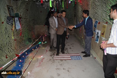 با حضور خانواده شهدای تربیت معلم و شهدای مدافع حـرم ومدیر کل بنیاد شهید استان هرمزگان برگزار گردید .

چهـارمین یادواره شـهدای تربیت معـلم استـان هرمـزگـان