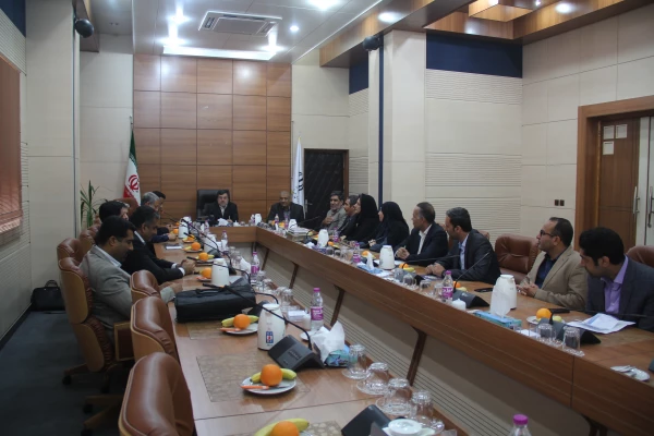 نشست هیات امنای دانشگاه فرهنگیان هرمزگان به ریاست دکتر همتی استاندار هرمزگان
 2