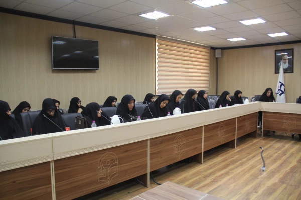 در نشست عمومی اعضای هیات علمی و مدرسان مدعو دانشگاه فرهنگیان هرمزگان صورت گرفت :

معارفه مدیران جدید گروه های آموزشی دانشگاه فرهنگیان هرمزگان 7