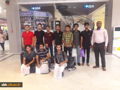 برای پنجمین سال متوالی ، جمعی از دانشجو معلمان پردیس های هرمزگان از نمایشگاه بین المللی کتاب تهران بازدید نمودند.