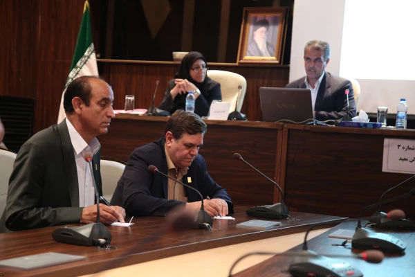 حضور نمایندگان پیشکسوت 54 سال تربیت معلم استان هرمزگان در مراسم سراسری نکوداشت یکصد سالگی تربیت معلم کشور 10