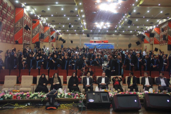 آیین با شکوه چهارمین جشن دانش آموختگی دانشجویان دانشگاه فرهنگیان هرمزگان برگزار گردید. 10