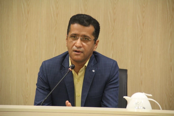 نشست مشترک اداری مدیریت استانی و پردیس های استان هرمزگان تشکیل شد. 2