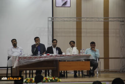 نشست صمیمی مدیریت امور پردیس های استان هرمزگان با دانشجویان پردیس شهید بهشتی