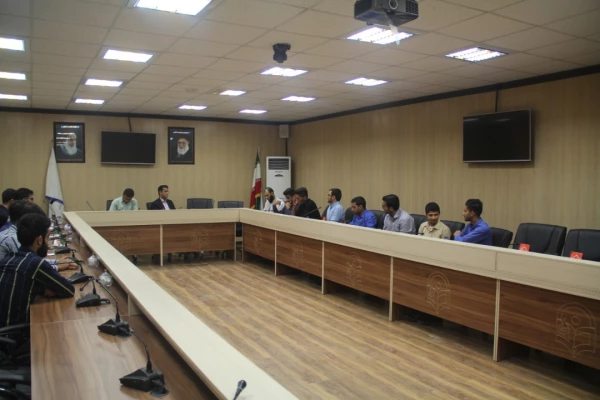 نشست صمیمی مدیر امور پردیس های استان هرمزگان با دبیران کانون ها ، تشکل های اسلامی و انجمن های علمی پردیس شهید بهشتی هرمزگان 2