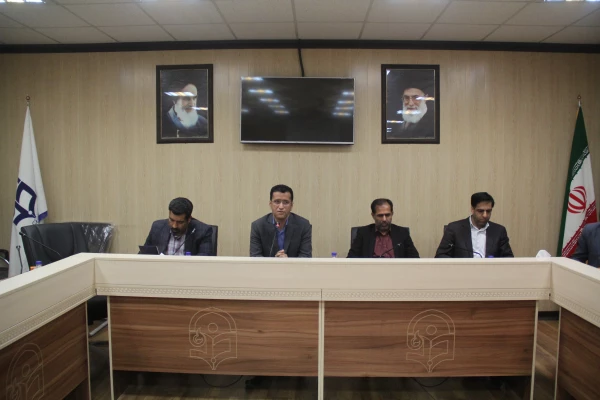 نشسـت ماهـانه شــورای اداری و کارکنـان دانشگـاه فرهنگیـان هرمزگـان 3