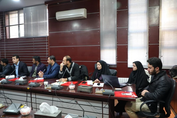 روابـط عمـومی آیینـه تمـام نمـای یک سازمـان اسـت 7